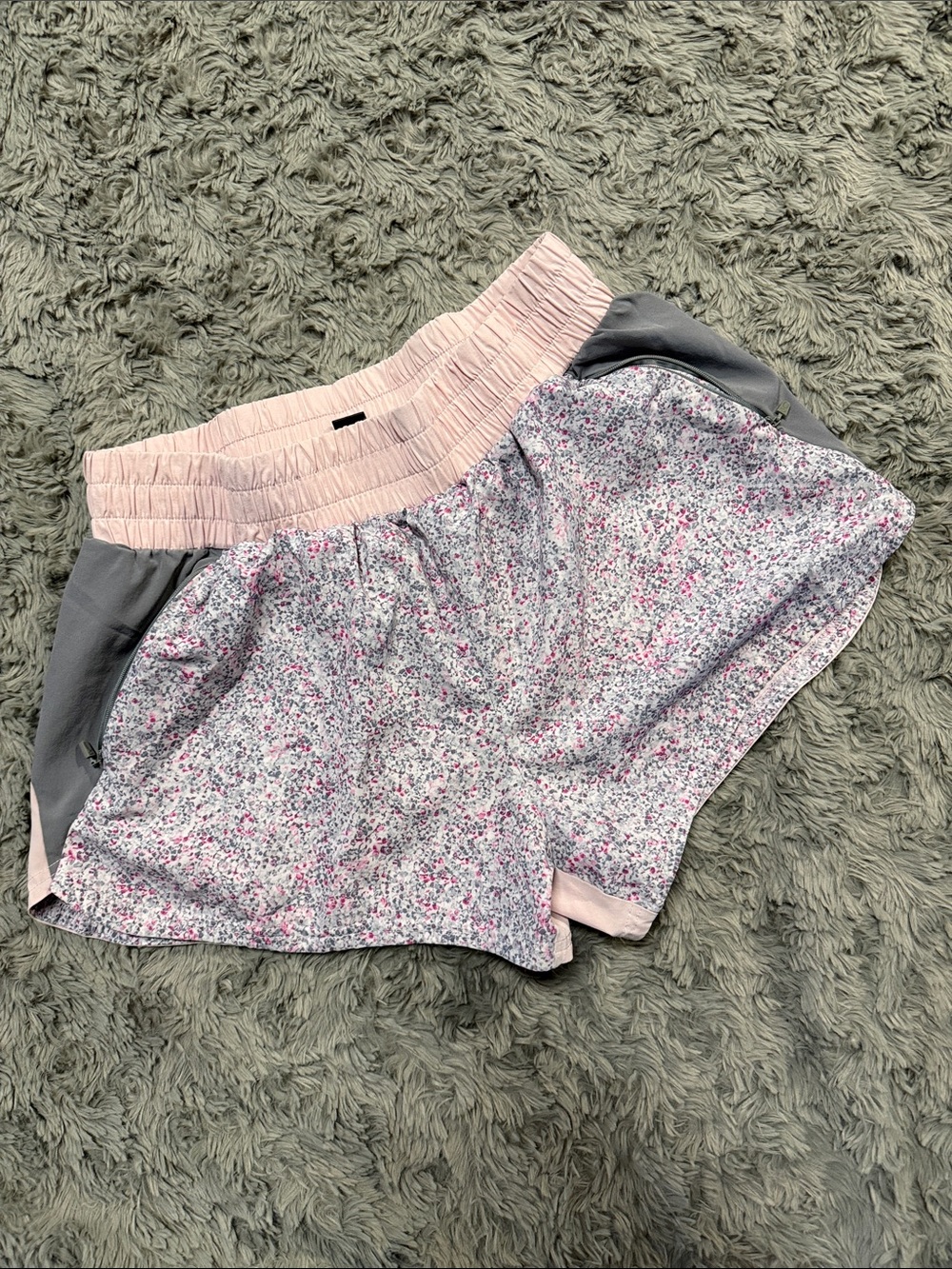 Women’s Gap Fit Pink Floral Athletic Shorts